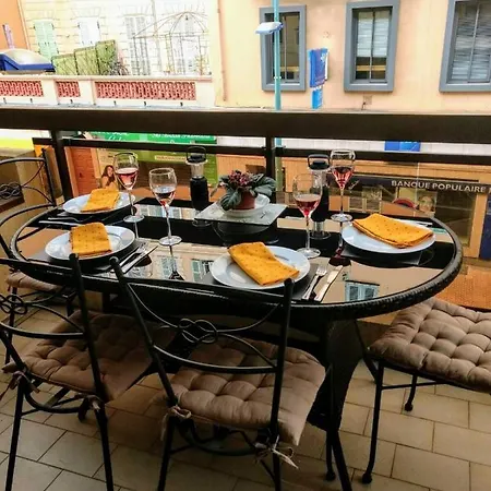 Le Saint Roch Appartement *